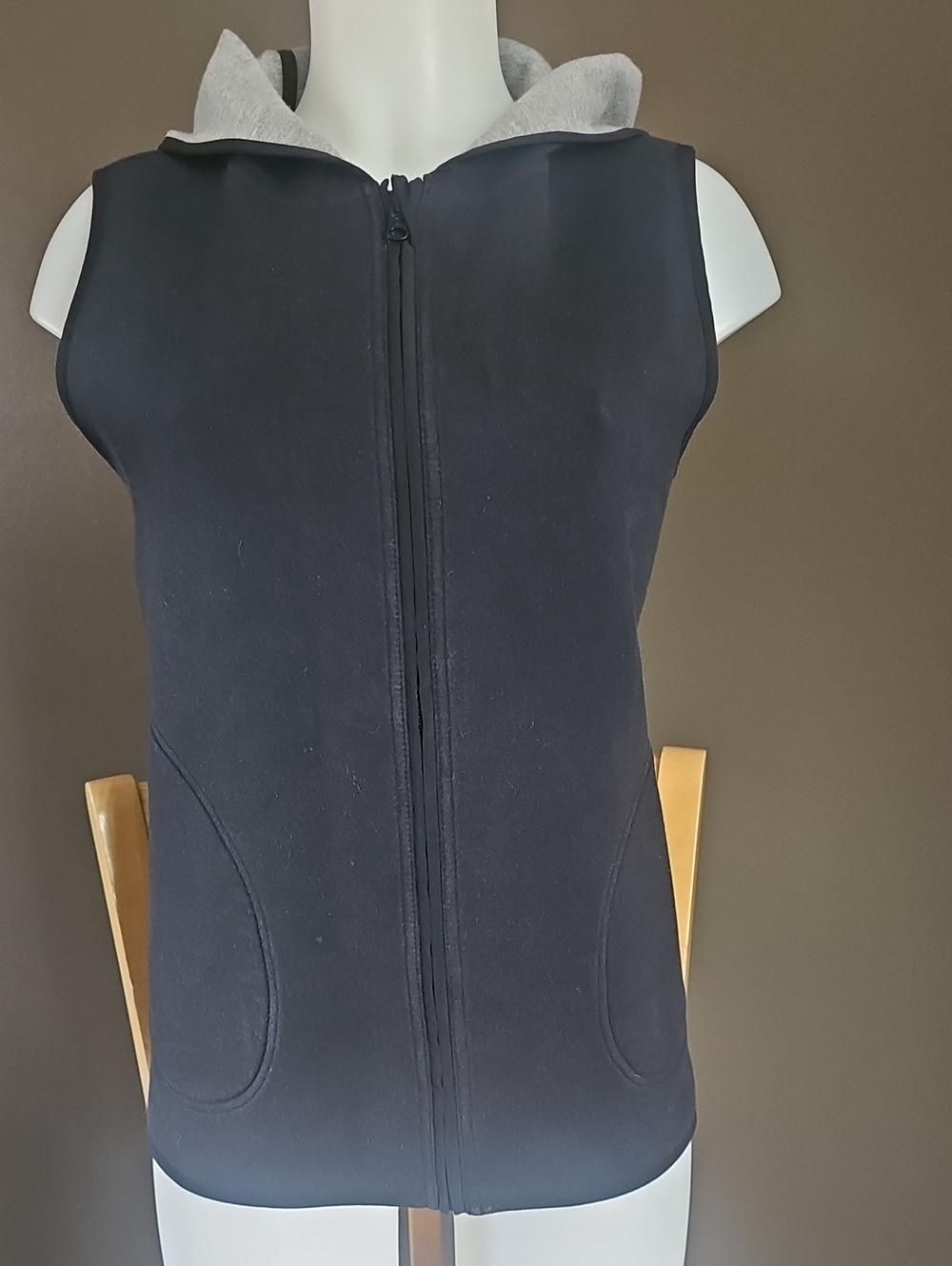 Kids Sleeveless Zip Hoodie One-Piece in Black